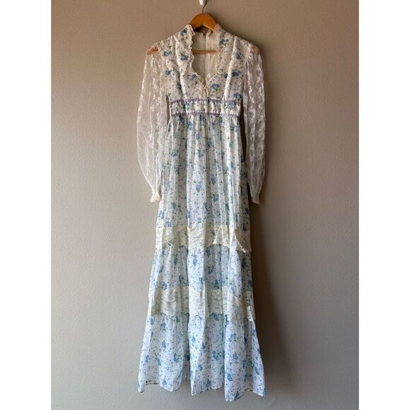 Vintage Dresses & Skirts - Vintage 70s Gunne Sax inspired floral prairie maxi dress